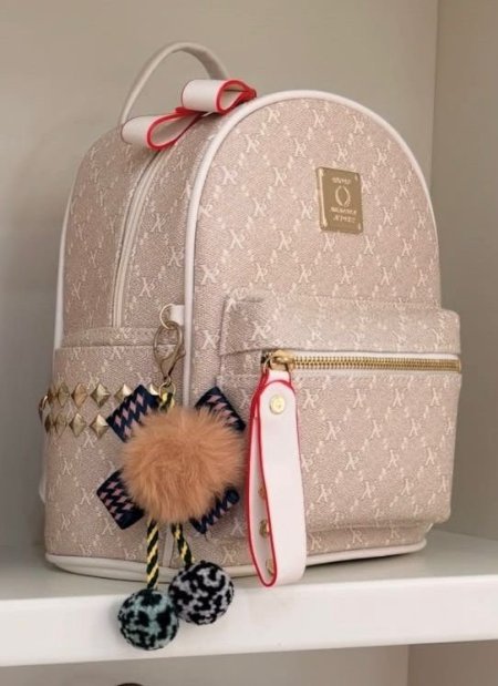 شنطة ظهر فاخرة